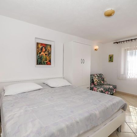 Apartments Anna Трогир Экстерьер фото