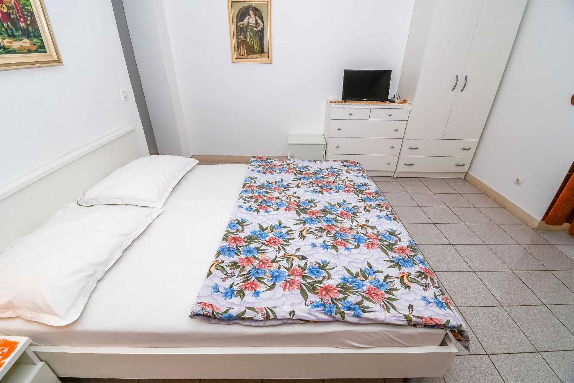 Apartments Anna Трогир Экстерьер фото